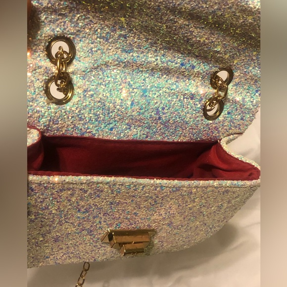 Crossbody - Picture 11 of 14